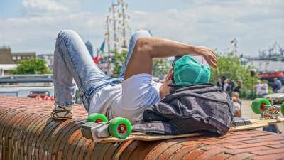 Longboarder
