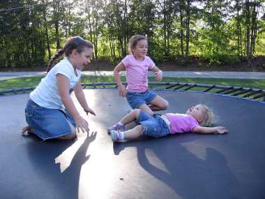 gebraucht kaufen Kindertrampolin