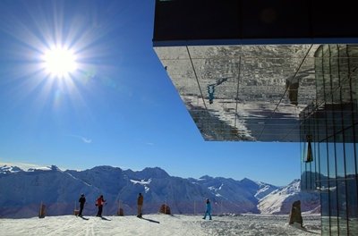Günstiger Skiurlaub: So können Sie viel Geld sparen
