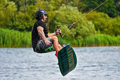 beliebte Wassersportarten Wakeboarden (1)