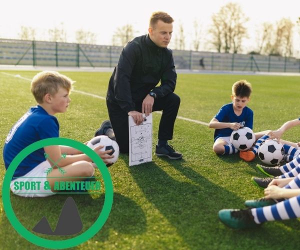 Taktikmappe fuers Fussball Vergleich