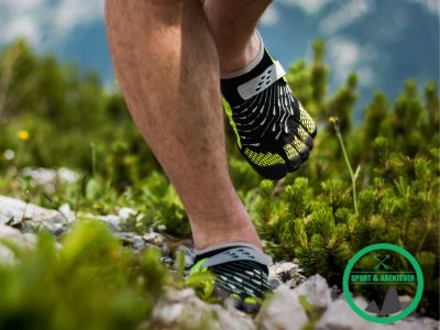 Gibt es spezielle Barfussschuhe fuer schmale und breite Fuesse?